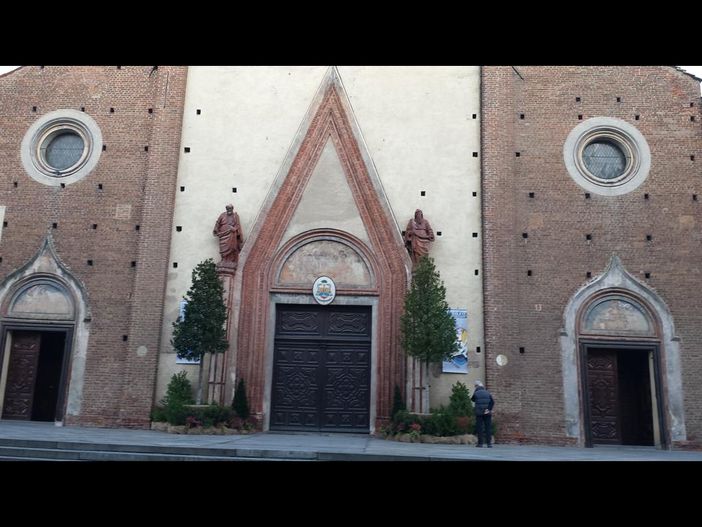 Saluzzo, la porta d'ingresso della Cattedrale
