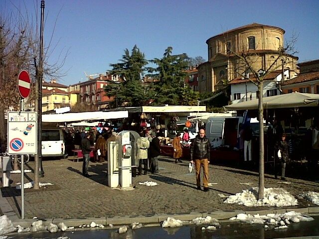 A Bra gli ambulanti si lamentano per i troppi controlli durante i giorni di mercato