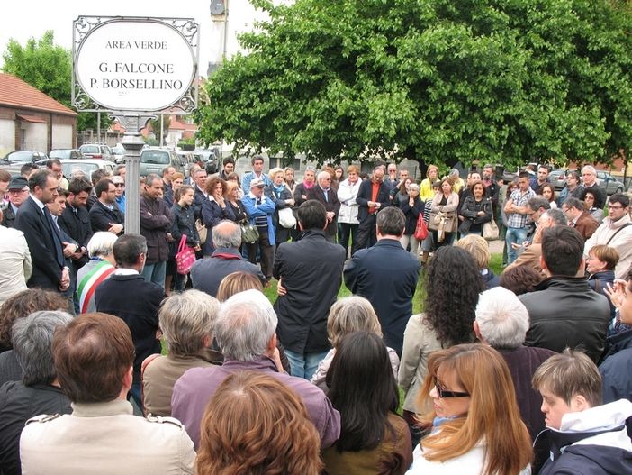 Tanti fotogrammi del sit in conclusosi poco fa a Bra