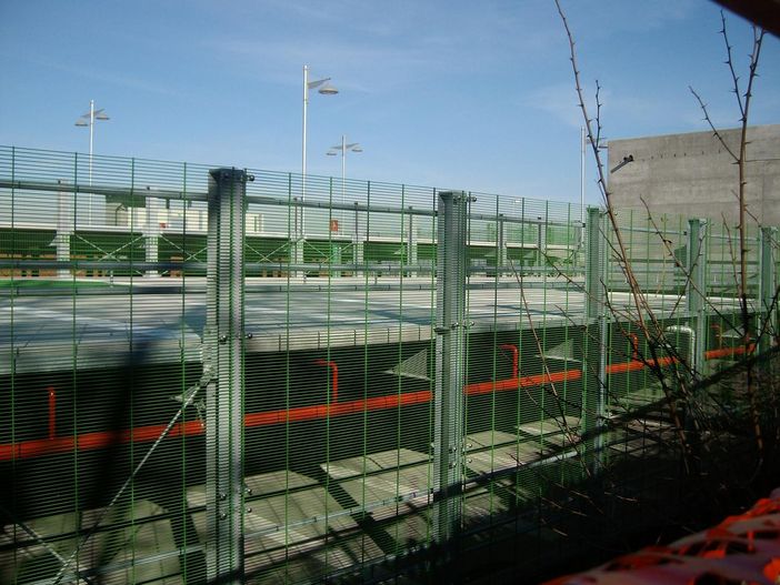 Il multipiano, qui in costruzione, aprirà i battenti il 1° luglio