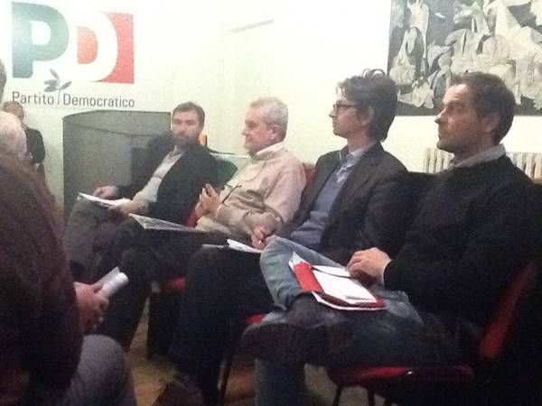 Un momento dell'assemblea tenutasi presso la sede del PD di Cuneo Un momento dell'assemblea tenutasi presso la sede del PD di Cuneo