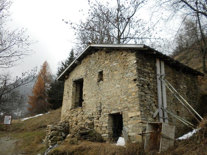“Questo è il mio paese”: passeggiata tra storia e natura dal Quiot Rosa a Paraloup