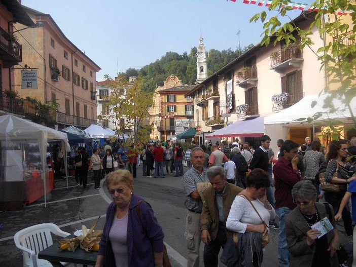 Scocca l’ora “Fiera d’autunno di Caraglio e della Valle Grana” con “Sagra degli gnocchi al Castelmagno”