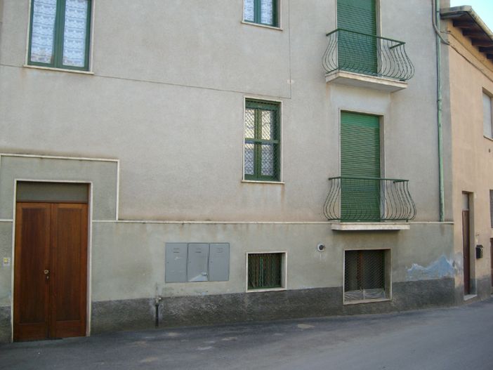 La casa di via Solferino dove si è consumato il delitto