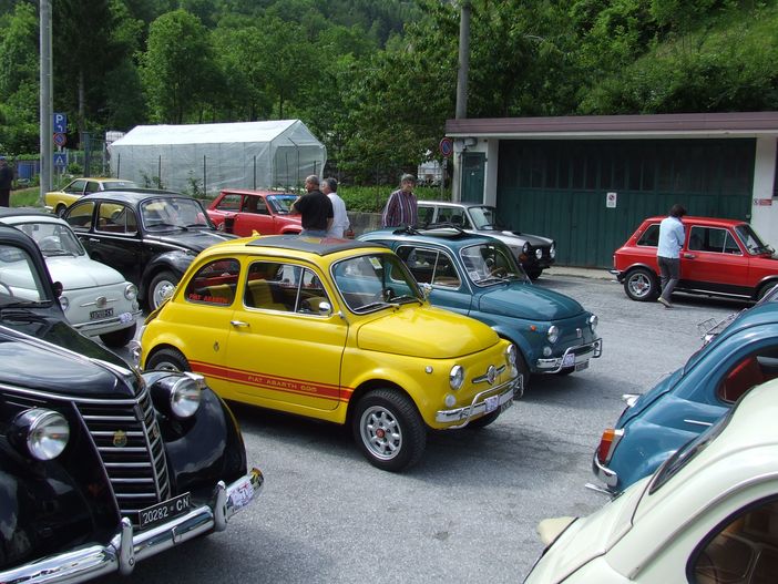 Aperte le iscrizioni per partecipare alla festa delle auto e moto d'epoca di Andonno