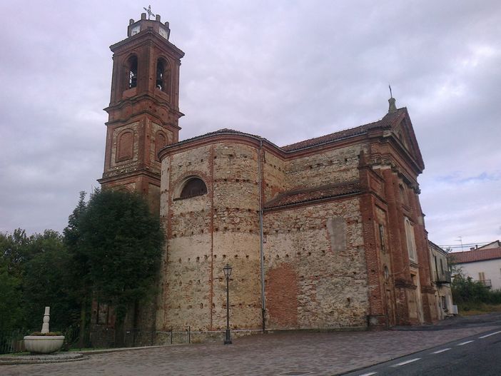 La chiesa di San Giorgio a Battifollo