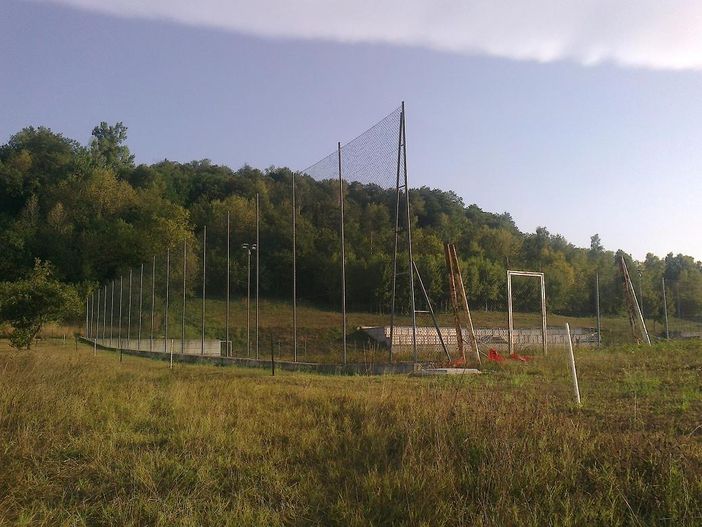 Il campo sportivo, come le altre strutture, non è mai decollato a Mombasiglio Il campo sportivo, come le altre strutture, non è mai decollato a Mombasiglio