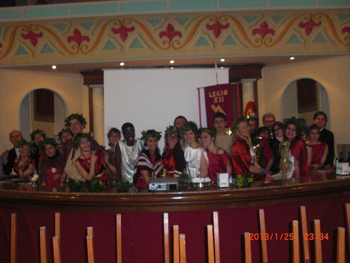 Che spettacolo la “cena Romana” a Bra! Che spettacolo la “cena Romana” a Bra!