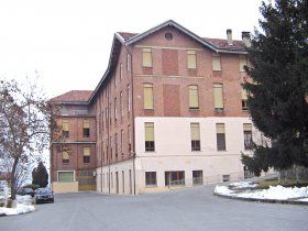 La Piccola Casa della Divina Provvidenza di Carassone (immagine tratta da www.unionemonregalese.it) La Piccola Casa della Divina Provvidenza di Carassone (immagine tratta da www.unionemonregalese.it)