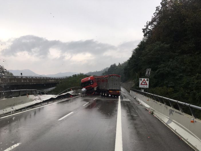 Incidente sull'Autostrada A6 tra Ceva e Millesimo, coinvolto un tir