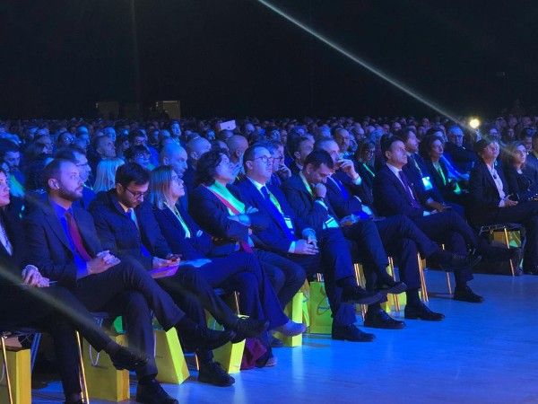 500 sindaci dal Piemonte all'incontro romano con Poste Italiane 500 sindaci dal Piemonte all'incontro romano con Poste Italiane