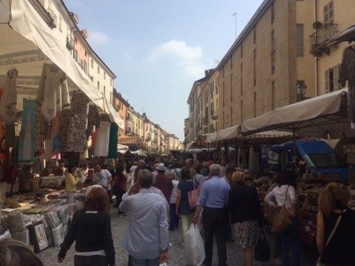 Mercati regolarmente aperti in Piemonte: il Coronavirus annullla gli eventi ma non i mercati