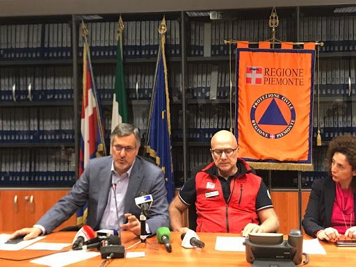 Al centro il dottor Mario Raviolo. Alla sua sinistra l'assessore regionale alla Sanità Luigi Genesio Icardi Al centro il dottor Mario Raviolo. Alla sua sinistra l'assessore regionale alla Sanità Luigi Genesio Icardi