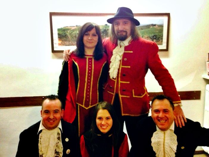 Giacomino Danna (Luis), Michela Bertorello (La Bela Lasardera), Ivan Pierone, Elena Putetto e Galliano Marziano (paggetti)