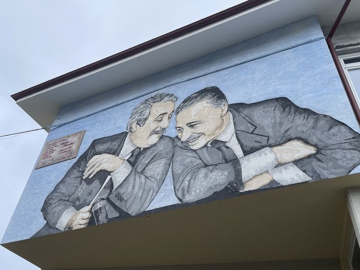 Il murales dedicato a Falcone e Borsellino a Mondovì