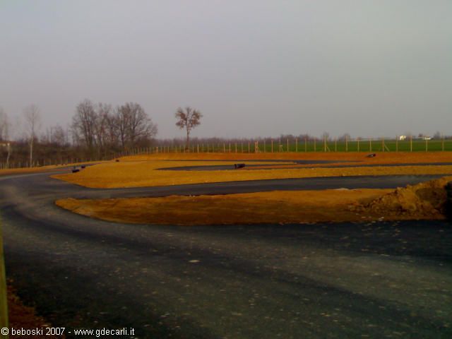 Salmour: in quattro a giudizio per l'ampliamento della pista di motocross senza autorizzazioni