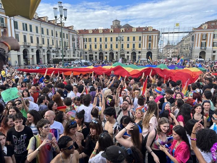 "Am piasrìa", dopo il Cuneo Pride, una campagna di comunicazione sul lavoro Lgbtq+ a Cuneo