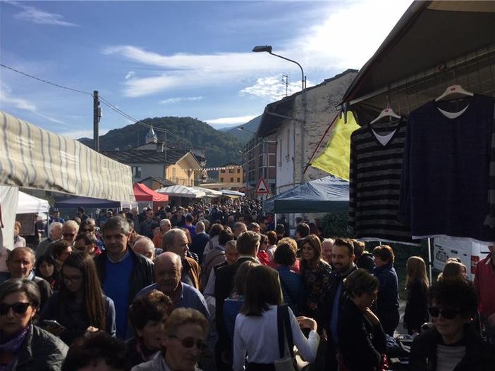 Domani va in scena “PaesanAinpiazzA” 2023