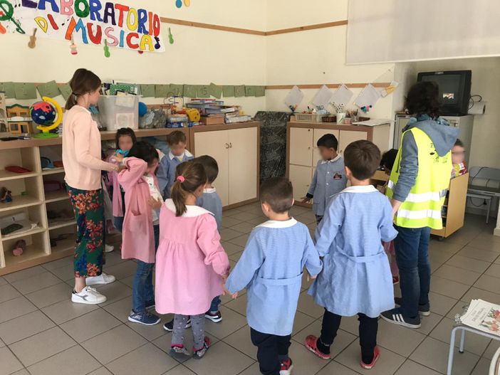 Ad Alba: “Andiamo a scuola insieme” Ad Alba: “Andiamo a scuola insieme”