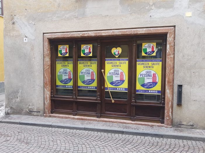 "Busca nel cuore" inaugura il punto elettorale