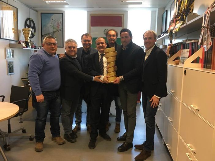 La delegazione cuneese in Rcs a Milano La delegazione cuneese in Rcs a Milano