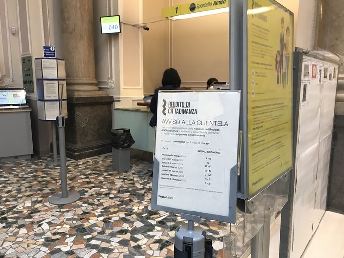 Da oggi al via le domande per il Reddito di Cittadinanza: a Cuneo nessuna coda e poche richieste di informazioni Da oggi al via le domande per il Reddito di Cittadinanza: a Cuneo nessuna coda e poche richieste di informazioni