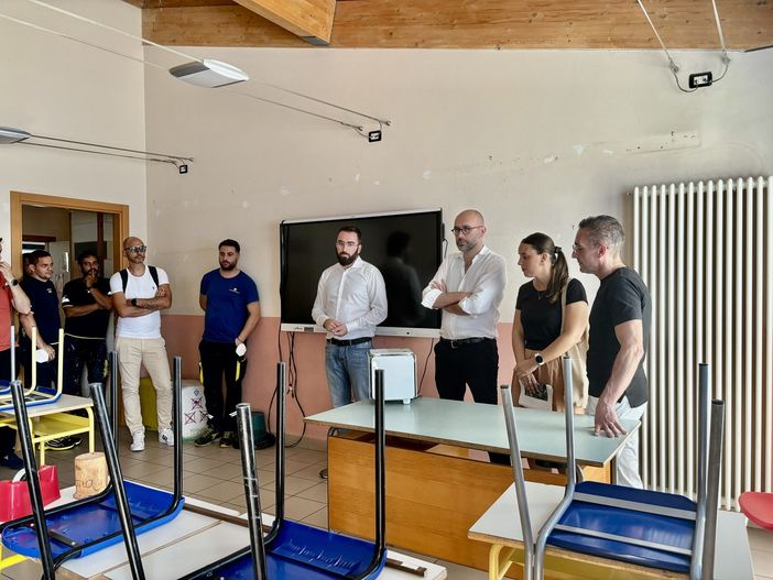 Mondovì, interventi di miglioramento dell'aria alla Primaria Borgo Aragno. In corso i lavori per la nuova mensa Mondovì, interventi di miglioramento dell'aria alla Primaria Borgo Aragno. In corso i lavori per la nuova mensa