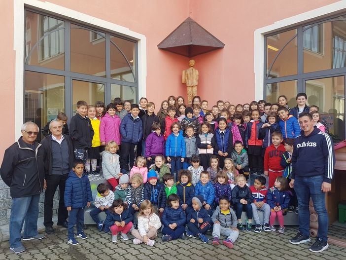 Nuove attrezzature per la scuola Giuseppe Tosa di Cossano Belbo Nuove attrezzature per la scuola Giuseppe Tosa di Cossano Belbo