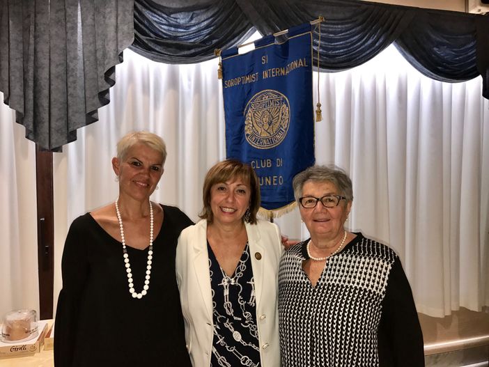 Da sinistra Ingrid Brizio, la Presidente Maria Grazia Versiglia e Sabina Osmic’