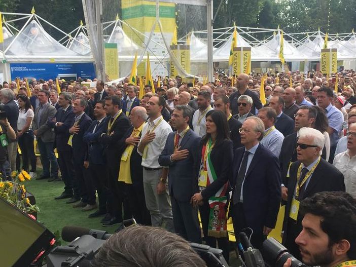 Coldiretti a Torino invaso da cittadini torinesi e da turisti italiani e stranieri