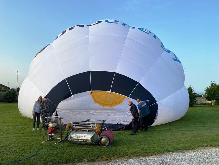 Un volo in mongolfiera al cospetto del re di Pietra per solidarietà