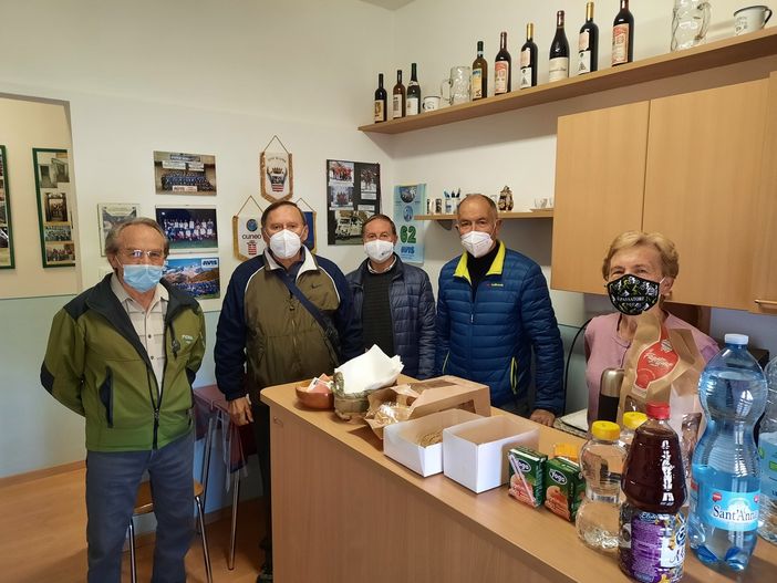 Il direttivo Avis di Borgo San Dalmazzo alla giornata di donazione Il direttivo Avis di Borgo San Dalmazzo alla giornata di donazione