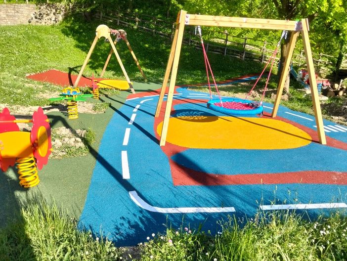 Paroldo, riqualificato il parco giochi: la nuova area è accessibile a tutti, anche a bambini con disabilità