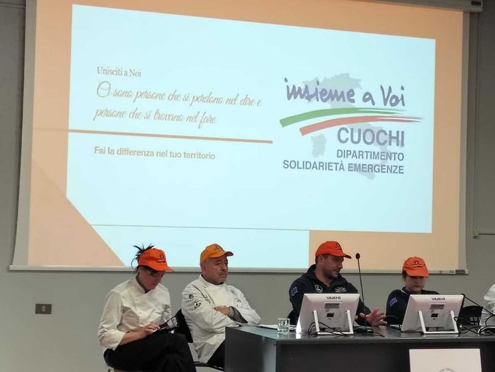 Chef in aula: la solidarietà entra nell'Istituto Alberghiero “Giolitti Bellisario” di Mondovì