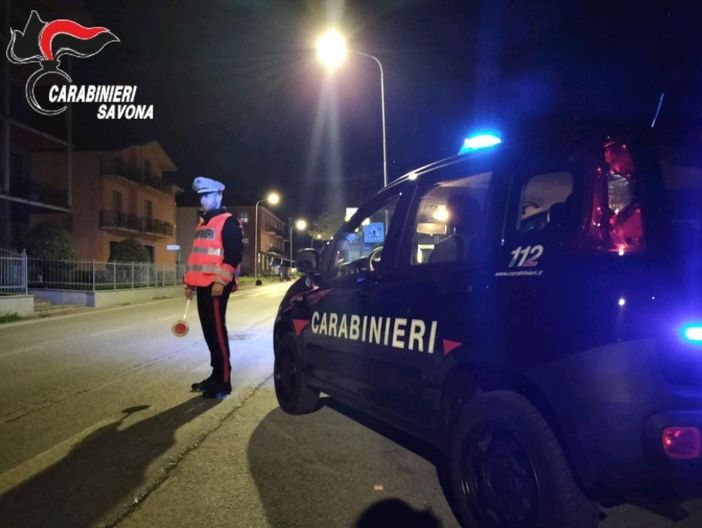 Trentenne cuneese fermato in Liguria con ecstasy e hashish in auto: denunciato dai carabinieri Trentenne cuneese fermato in Liguria con ecstasy e hashish in auto: denunciato dai carabinieri