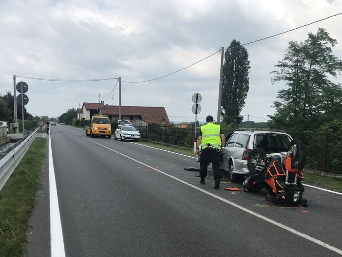 Scontro tra auto e moto in località Murazzo a Cuneo