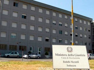 Nel carcere di Saluzzo prosegue la protesta contro i pasti non graditi