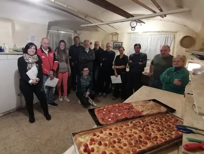 Niella Tanaro e CFP Ceva: sono ripartiti i corsi presso il forno comunitario, grande successo di adesioni Niella Tanaro e CFP Ceva: sono ripartiti i corsi presso il forno comunitario, grande successo di adesioni