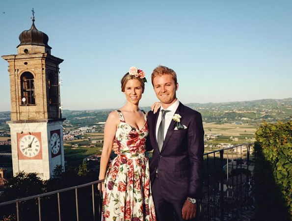 L'ex iridato di F1 Nico Rosberg in Alta Langa per un matrimonio