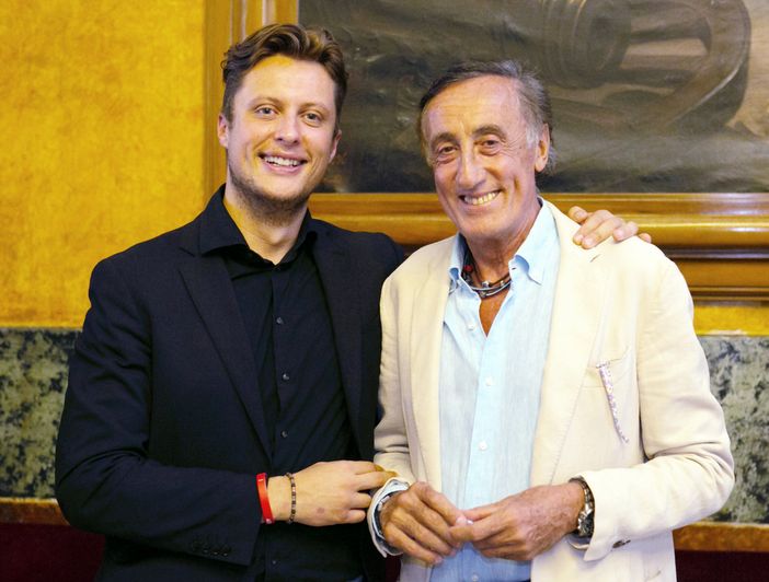 #ANDUMA – Erik Bessone