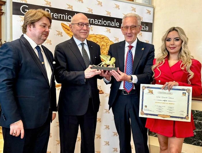 Da sinistra:  Sileno Candelaresi, Camillo Venesio, Beppe Ghisolfi e  Luz Adriana Sarcinelli