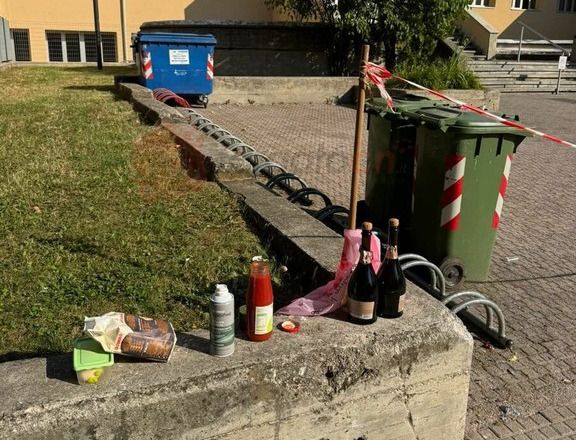 Davanti all'Itis di Cuneo Davanti all'Itis di Cuneo
