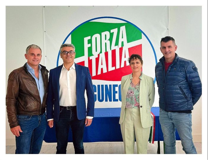 A Torino "Gli stati generali della Casa" con Forza Italia