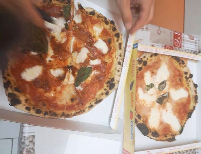 Bra, dopo i croissant, in dono le pizze agli infermieri alle prese con l’emergenza Coronavirus Bra, dopo i croissant, in dono le pizze agli infermieri alle prese con l’emergenza Coronavirus