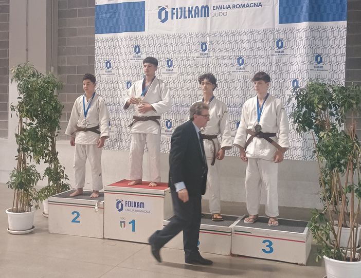 Oro di Gianluca Sanna dell'ASD Judo Cuneo nel Trofeo Italia Oro di Gianluca Sanna dell'ASD Judo Cuneo nel Trofeo Italia