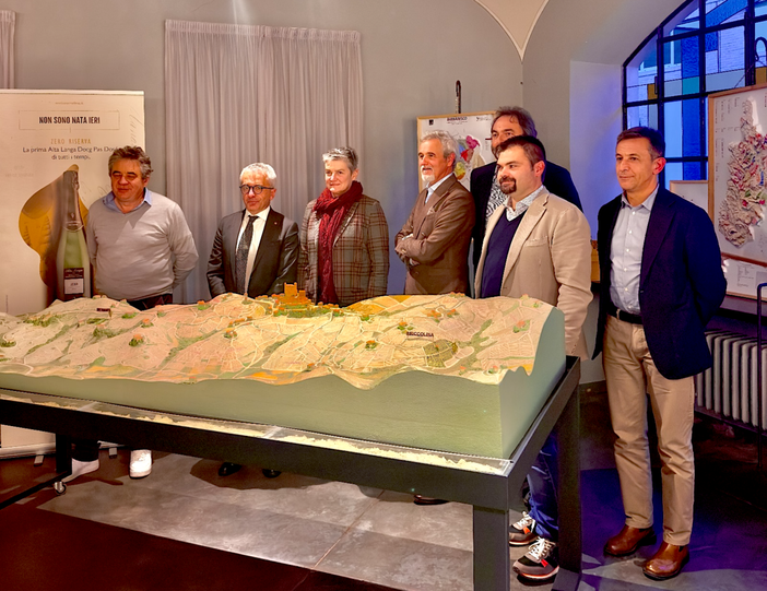 La presentazione del progetto nei locali della Enrico Serafino di Canale