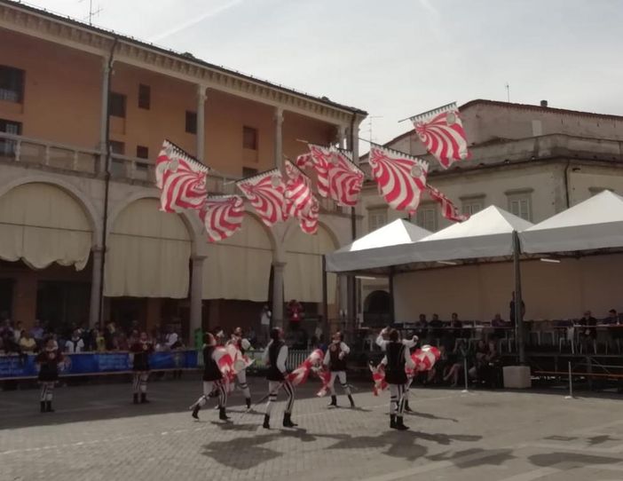 Sbandieratori Principi d’Acaja per il terzo anno in finale ai Campionati Nazionali Sbandieratori Principi d’Acaja per il terzo anno in finale ai Campionati Nazionali
