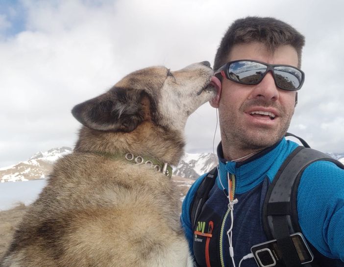 Whey uccisa da un boccone avvelenato. Fabrizio, il suo proprietario: "Fate attenzione ai vostri cani quando passeggiate nei boschi di Demonte"