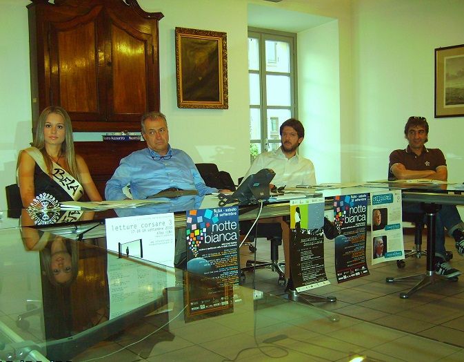 Un momento della conferenza stampa Un momento della conferenza stampa