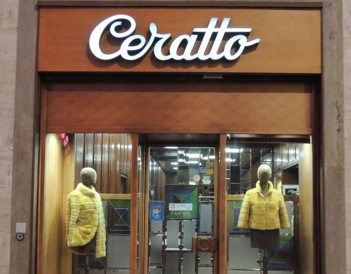 "Grazie ai nostri affezionati clienti": aperta nel 1960, a Cuneo chiude la Pellicceria Ceratto "Grazie ai nostri affezionati clienti": aperta nel 1960, a Cuneo chiude la Pellicceria Ceratto